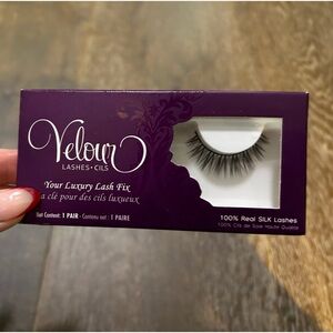 Velour Lashes Whispies